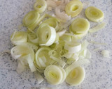Foto del paso 2 de la receta: Crema de guisantes con boniato