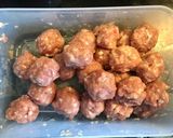 A picture of step 4 of Pork Meatballs in Tomato Sauce (Xiu Mai).