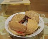 A picture of step 3 of Chicken shami burger.