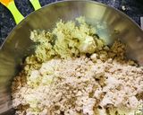 A picture of step 2 of Baked Methi Mathari.