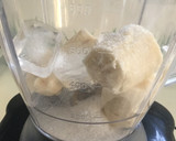 Foto del paso 1 de la receta: Licuado de Bananas con Leche Descremada
