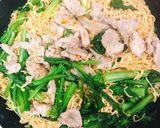 Hình bước làm 6 của món Mì xào bò