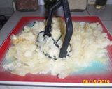 Foto del paso 2 de la receta: Buñuelos de yuca al horno