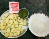 A picture of step 1 of Kuttu Alu ki pakodi with green chutney.