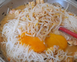 Foto del paso 4 de la receta: Pad thai de gambas -con fideos de arroz-