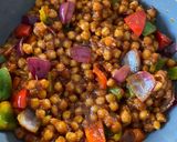 A picture of step 3 of Chilli Chana.