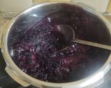 A picture of step 2 of Mulberry jam.