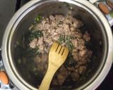 A picture of step 3 of Spinach and chicken liver salad.