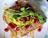 A picture of step 4 of Avacado on toast.