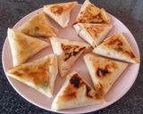 Une image de l'étape 2 de Samoussas avec les restes de riz parfumé (vegan).