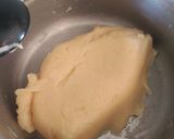 Foto del paso 5 de la receta Banda de crema, fresas y chocolate con lionesas de nata 🍰