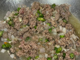 Pasta spiral goreng daging cincang ala melayu