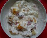 Gyümölcsös joghurt virágporral recept fázis 3 fotója