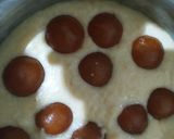 A picture of step 4 of Gulab jamuni pudding.