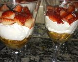 Foto del paso 4 de la receta: Postre flash vainillas, chantilly y frutillas 🍓🍓🍓