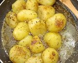 Foto del paso 7 de la receta: Solomillo al Pedro Ximénez con uvas y patatas a la mantequilla