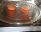 A picture of step 2 of Instant 2 mints sooji dhokla.