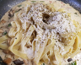 Foto del paso 7 de la receta: Pasta con espárragos, setas y panceta sin gluten