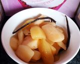 Une image de l'étape 3 de Poires 🍐 pochées au sirop vanille de Madagascar.