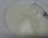 Foto del paso 3 de la receta: Bacalao cubierto de muselina de ajo sobre cebolla caramelizada