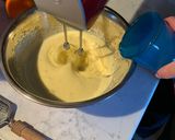 Foto del passaggio 2 della ricetta Torta all’acqua al profumo di arancia 🍊