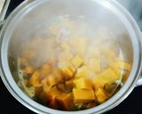 Hình bước làm 3 của món Canh bí đỏ thịt bằm