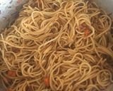 A picture of step 4 of Leftover nyama choma spaghetti.