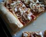 Foto langkah ke 9 dari resep Pizza Homemade Simple.
