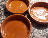 Foto del paso 1 de la receta: Cazuela de huevo y chorizo