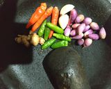 Foto langkah ke 1 dari resep Seblak ceker makroni.