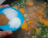 Foto langkah ke 3 dari resep Sop Ayam Simple.