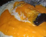 A picture of step 5 of Mango milk cake.