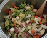 Foto del paso 2 de la receta: Guiso de garbanzos con verduras