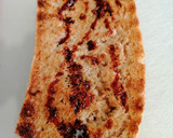 Foto del paso 3 de la receta: Tosta de pimientos asados y anchoas