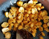 A picture of step 2 of Masala Khichdi.