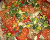 Foto del paso 4 de la receta: Pollo al horno con verduras 🍗🥔🥕🍅