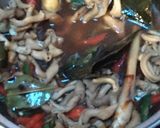 Foto langkah ke 3 dari resep Usus Tumis Kecap.