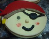Foto del paso 4 de la receta: Masitas decoradas de piratas
