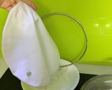 Hình bước làm 1 của món Bánh cuốn