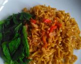 Foto langkah ke 6 dari resep IND*MIE GORENG HOMEMADE (ala mie instan).