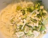 Hagymakrémleves recept fázis 1 fotója