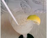 A picture of step 4 of Easy Lemonade.