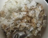 Hình bước làm 1 của món Cơm chiên giòn ăn kèm trứng cuộn (Onigiri chiên giòn)