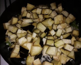 Foto del paso 1 de la receta: Tortilla de berenjenas con sobras de pollo(en sartén o al horno)
