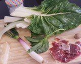Foto del paso 1 de la receta: Pasta con jamón ibérico y acelgas