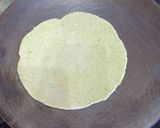 A picture of step 3 of Multigrain Bathua Roti.