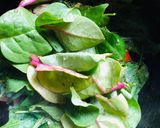 A picture of step 1 of Spinach soup.