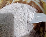 Foto langkah ke 3 dari resep Eggless Chocolate Cereal Cookies.