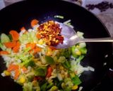 A picture of step 4 of B.BQ Rainbow rice.