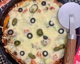 A picture of step 10 of Hot and spicy Beef cheesy pizza.